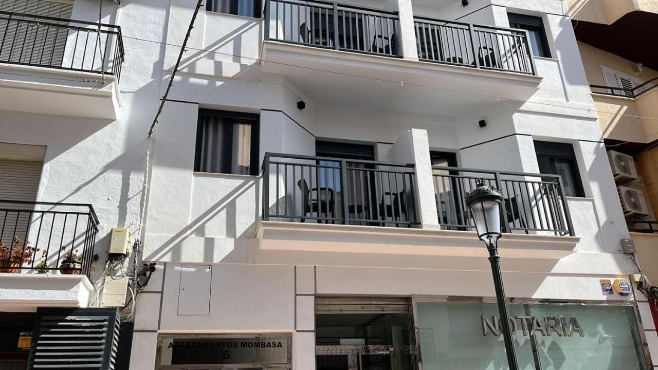 Apartamentos Mombasa 1 Planta Nerja Εξωτερικό φωτογραφία