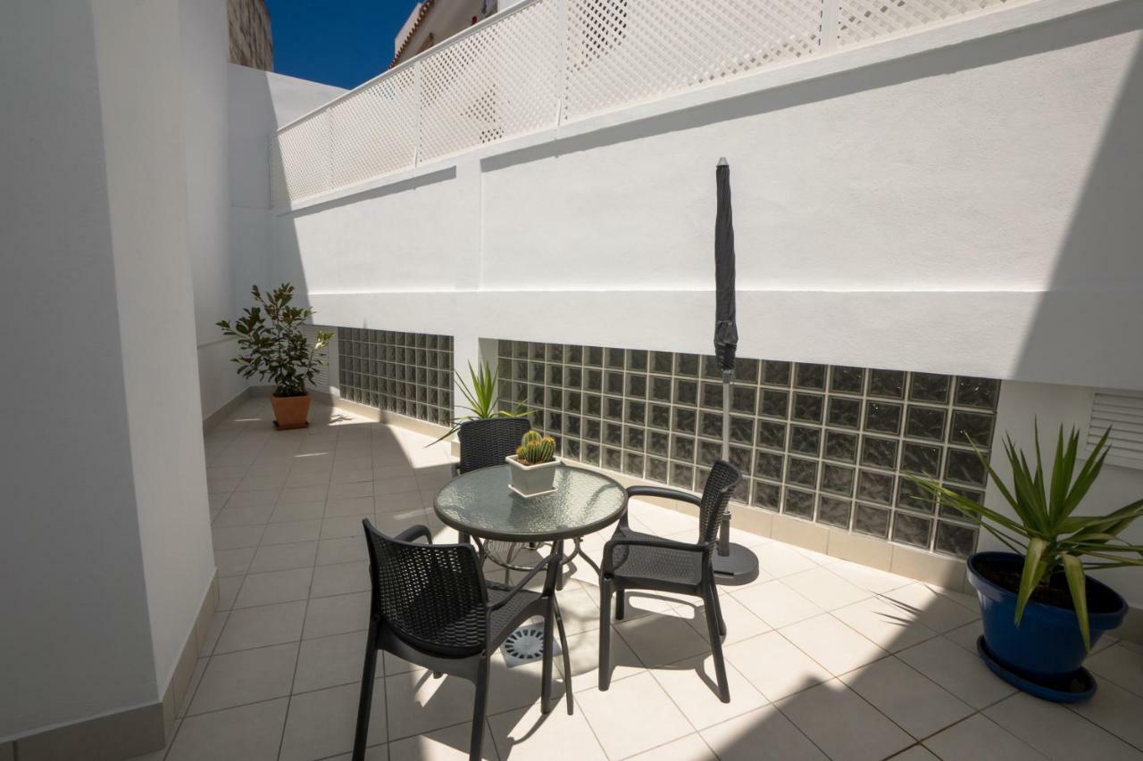 Apartamentos Mombasa 1 Planta Nerja Εξωτερικό φωτογραφία