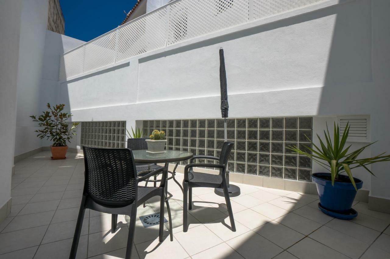 Apartamentos Mombasa 1 Planta Nerja Εξωτερικό φωτογραφία