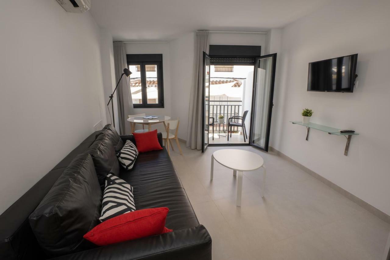 Apartamentos Mombasa 1 Planta Nerja Εξωτερικό φωτογραφία