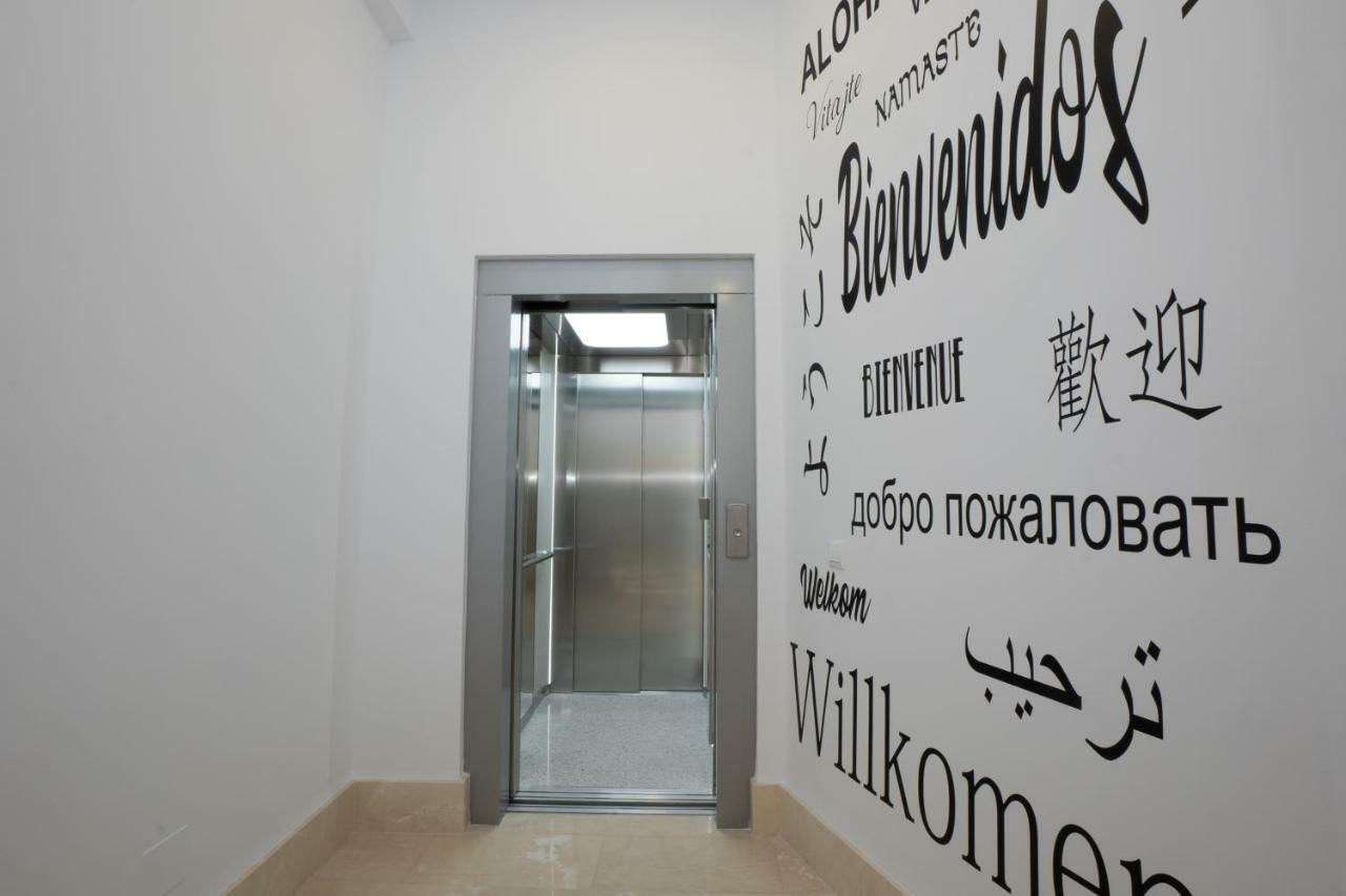 Apartamentos Mombasa 1 Planta Nerja Εξωτερικό φωτογραφία