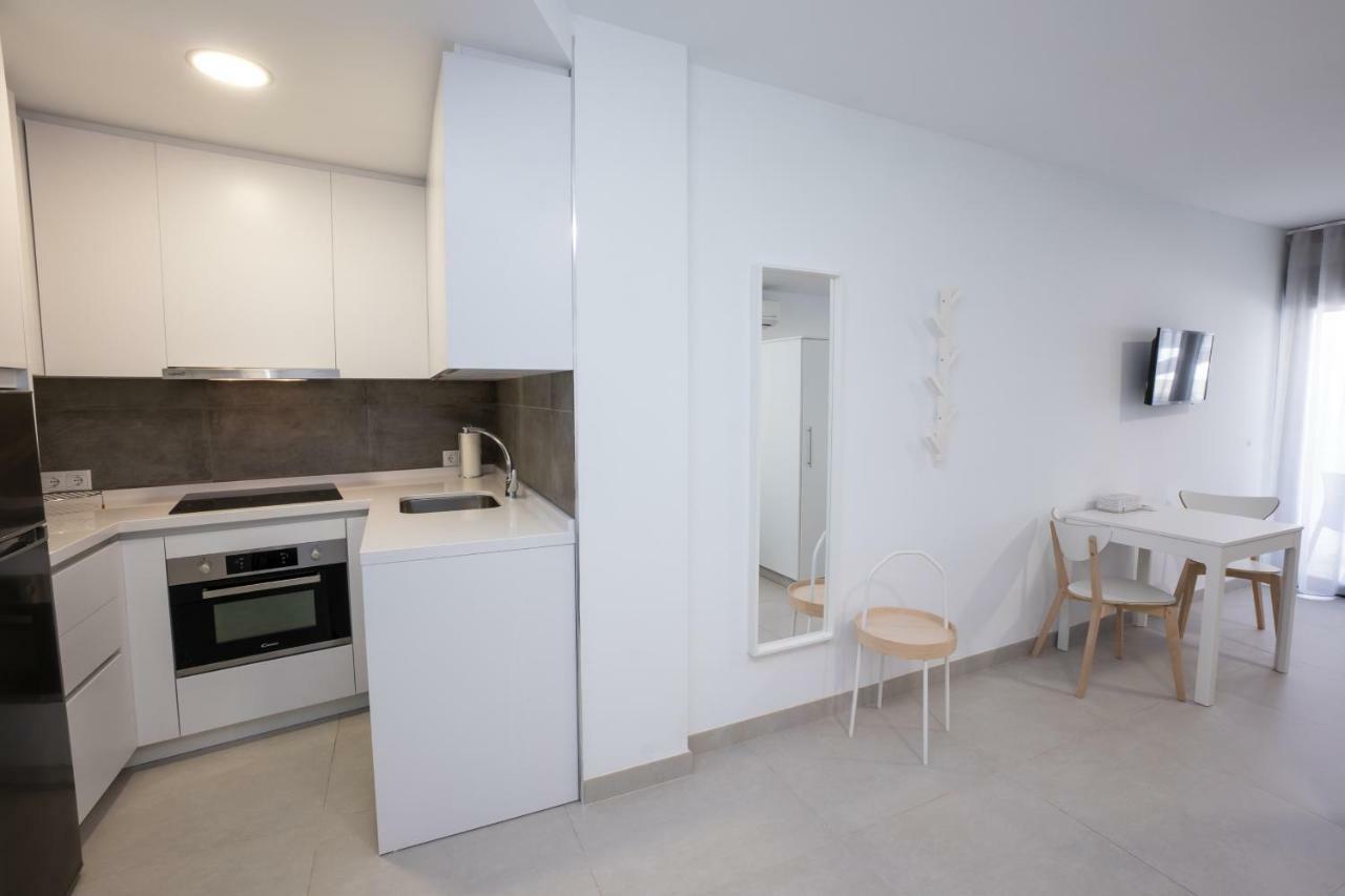 Apartamentos Mombasa 1 Planta Nerja Εξωτερικό φωτογραφία
