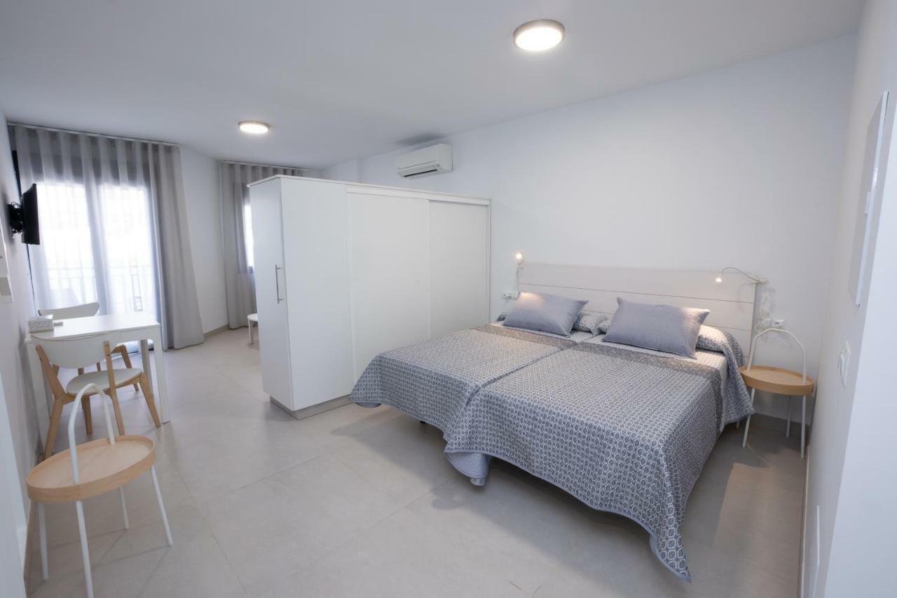 Apartamentos Mombasa 1 Planta Nerja Εξωτερικό φωτογραφία
