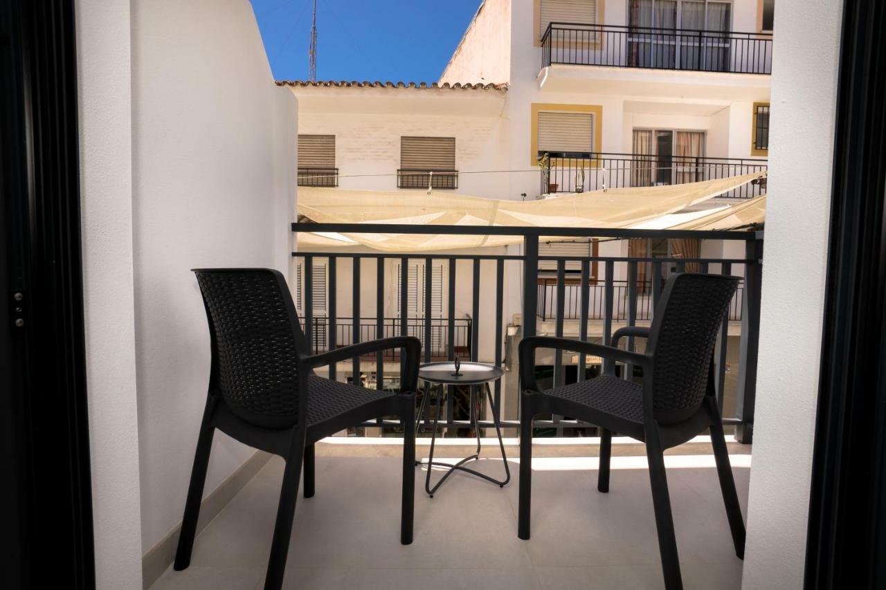 Apartamentos Mombasa 1 Planta Nerja Εξωτερικό φωτογραφία